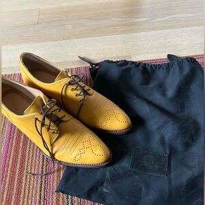👉 Office of Angela Scott Miss Button Oxford Heel EU 38 Mustard Leather NWOT